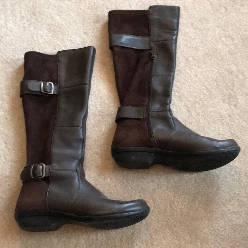 Dansko tall brown leather/suede boot 38